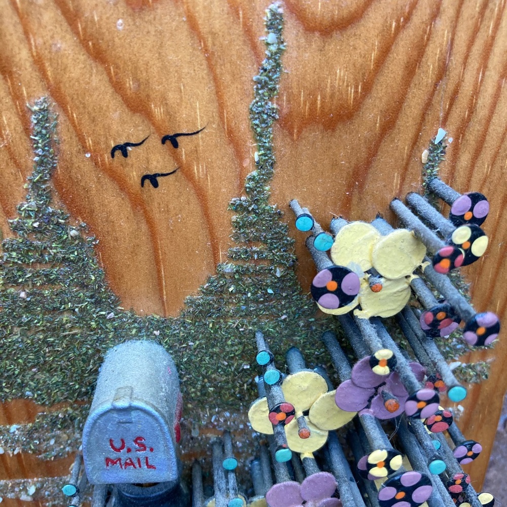 Unique Handpainted POL-O-CRAFT nail flower art vintage/Floral design w/mailbox - Picture 9 of 14